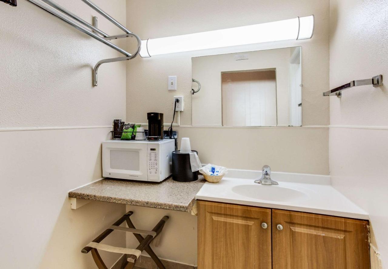 Rodeway Inn & Suites Raton Εξωτερικό φωτογραφία